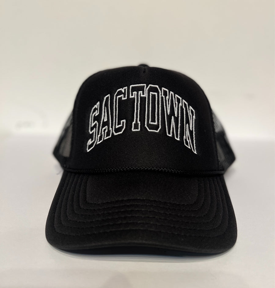 SACTOWN HAT (BLACK) Trucker hat